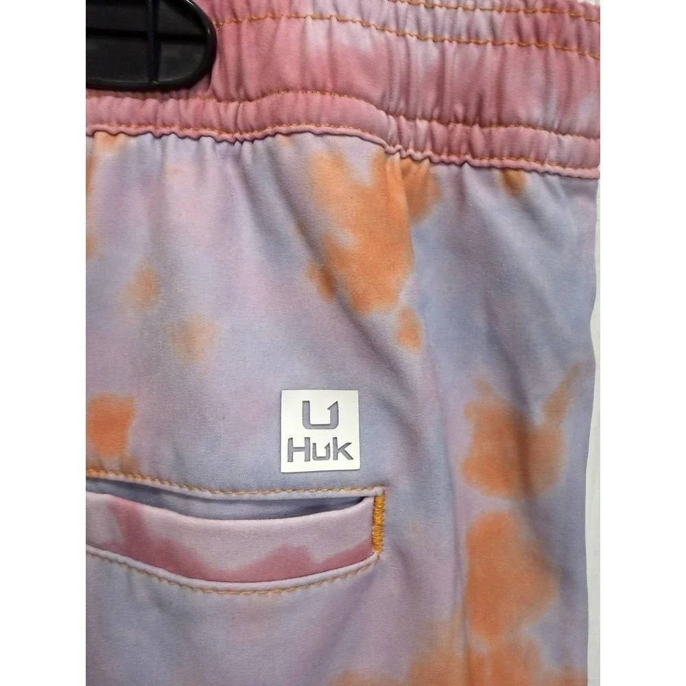HUK Tie Dye Volley 6
